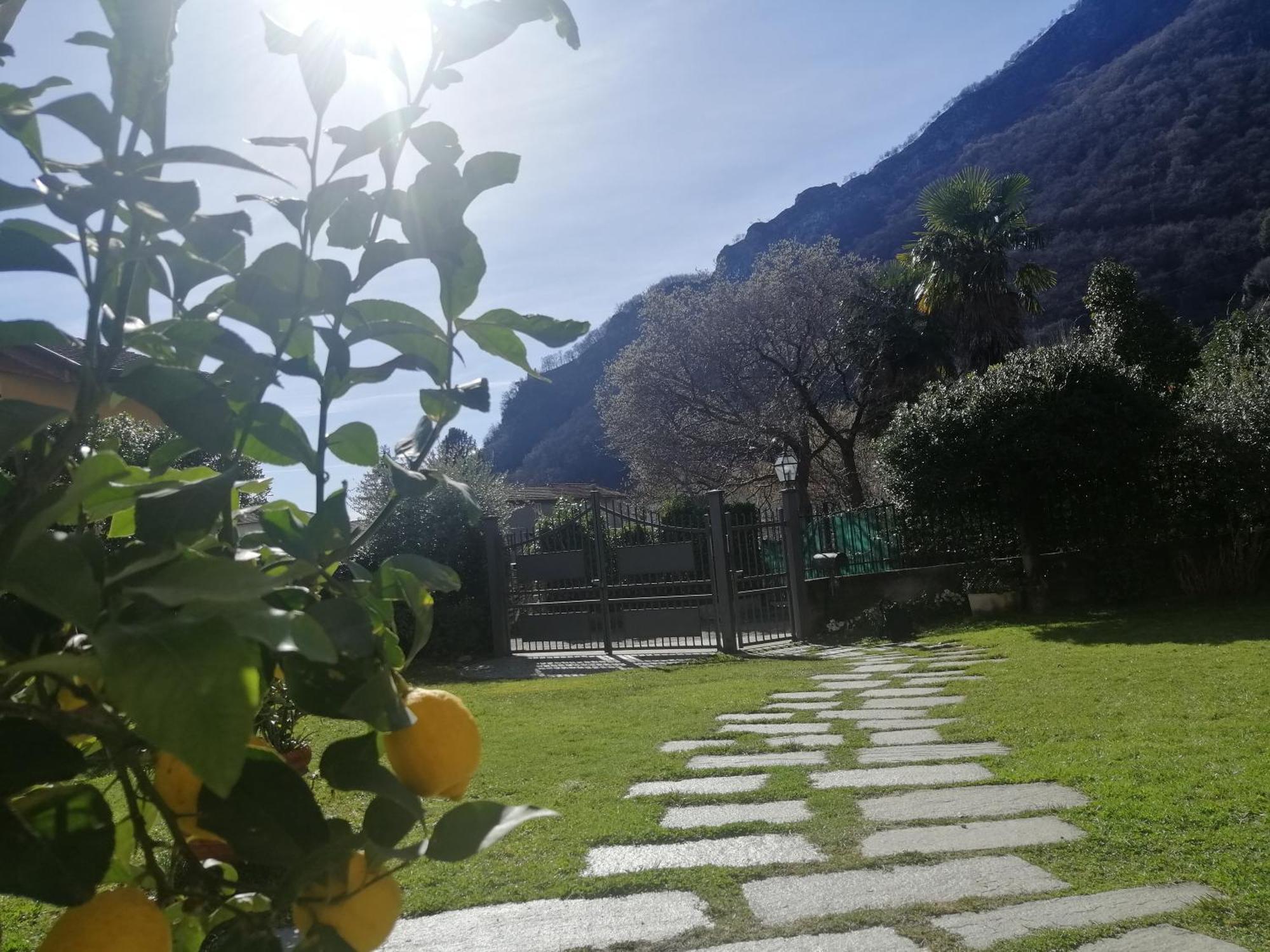 Art Music House Lake Como Dongo Exterior foto